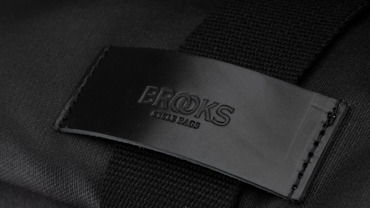 BROOKS Islington Rucksack 9 BROOKS Islington Rucksack - Image 7