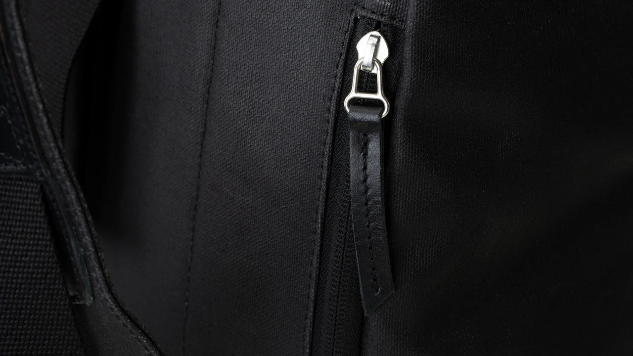 BROOKS Islington Rucksack 11 BROOKS Islington Rucksack - Image 9