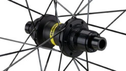 Mavic Cosmic SL 65 Disc Center Lock Carbon Laufradsatz -Zubehör Geschaft 385728